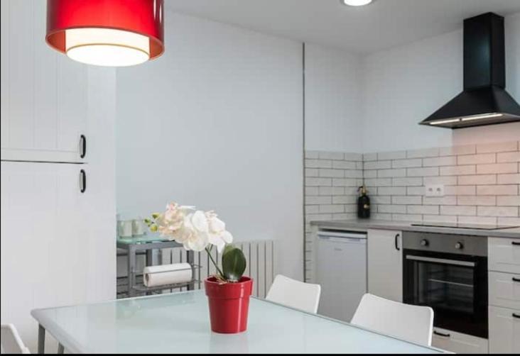 Apartamento ático Dúplex Con Terraza Vega Granada, Centro Ciudad *